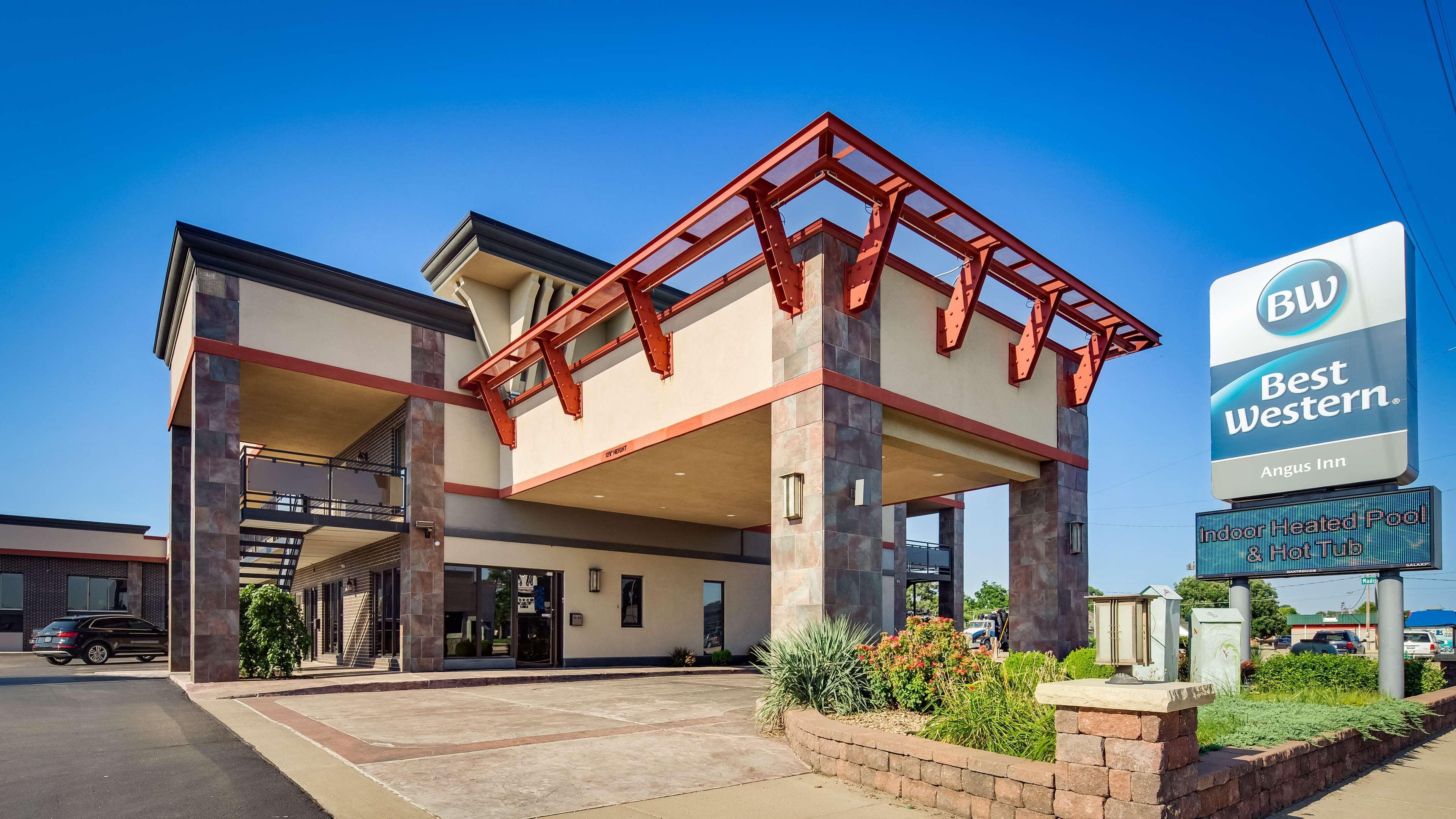 Best Western Angus Inn Great Bend Exterior photo