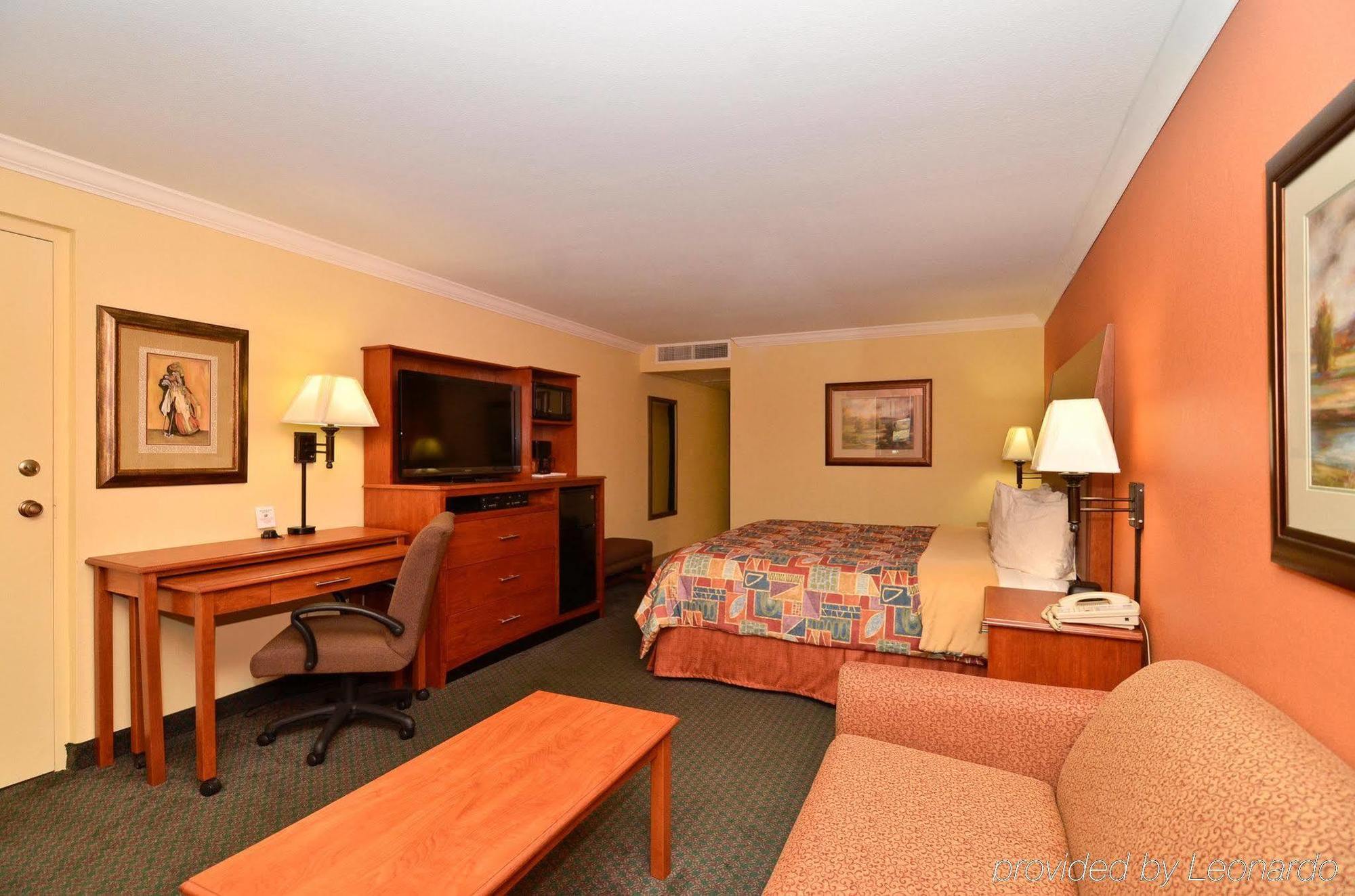 Best Western Angus Inn Great Bend Room photo